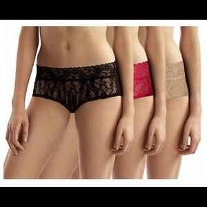 DKNY 3 pack Lace Bikini Bottoms size Medium